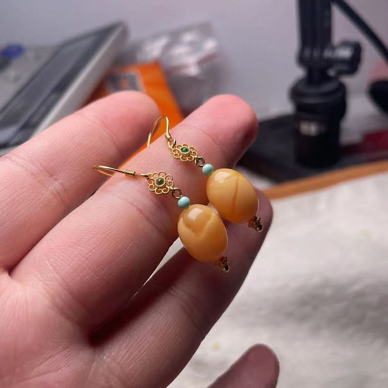 Retro Amber Barrel Bead Earrings with Turquoise Flower Pendant 14K Gold Hook Design Earrings | DIY Jade