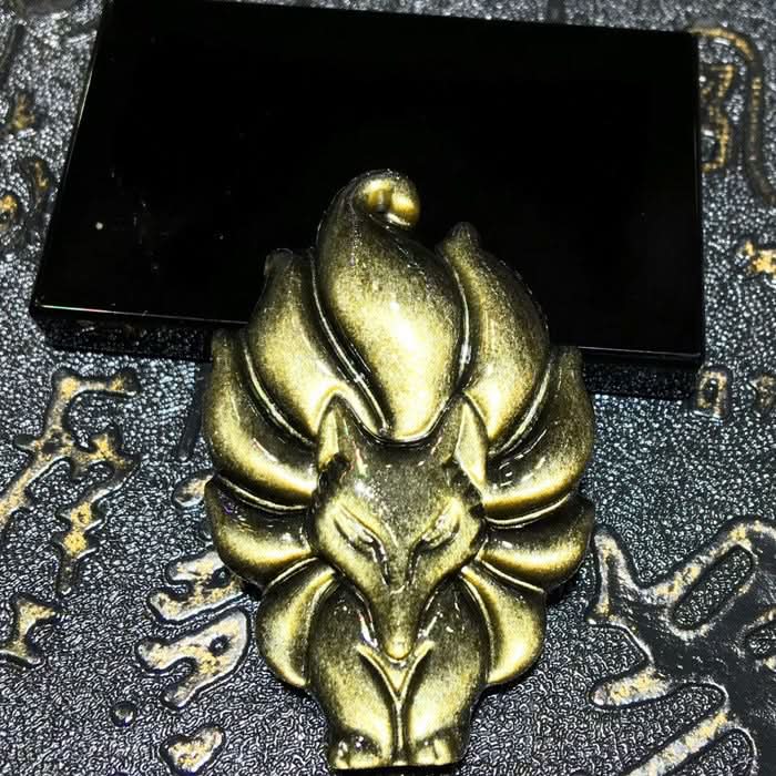 Golden sheen obsidian nine-tailed fox carving, polished lucky charm | DIY Jade