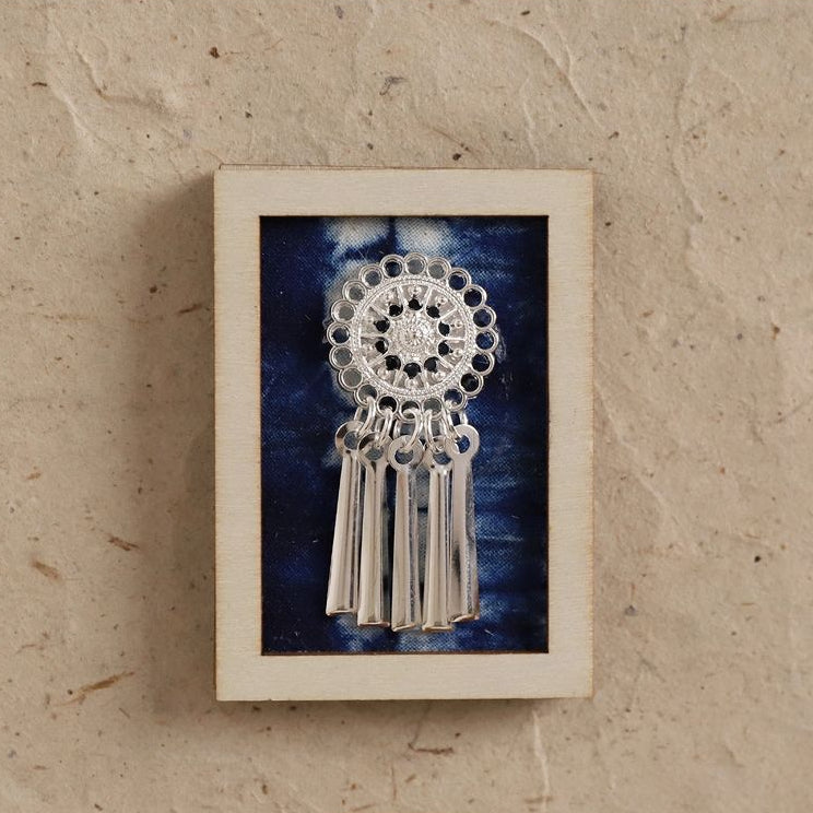 Long bar single tassel embroidery brooch 01