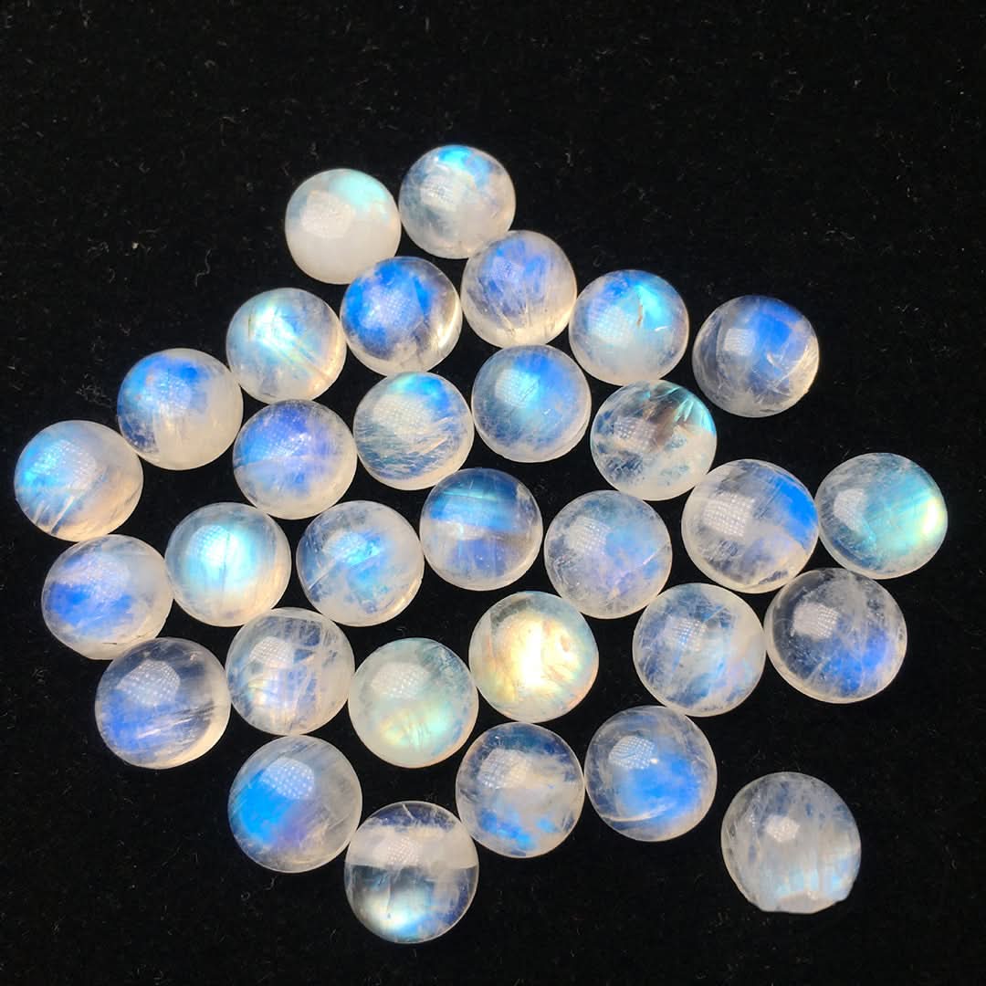 Natural round moonstone cabochon loose gemstones with glowing blue adularescence sheen | DIY Jade
