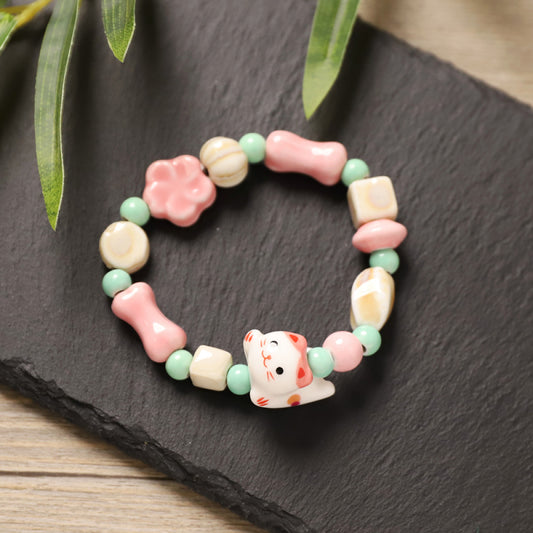 Sweet pink and white kitty charm ceramic beaded bracelet | DIY Jade