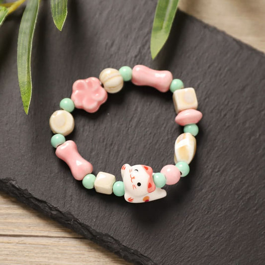 Sweet pink and white kitty charm ceramic beaded bracelet | DIY Jade