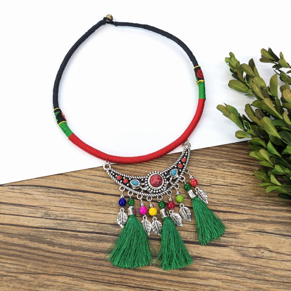Embroidered Tassel Short Necklace