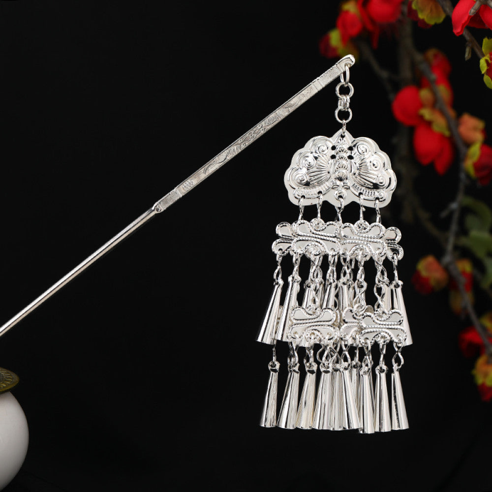 Boho vintage ethnic silver-tone hair stick featuring an intricate rooster-shaped charm, detailed decorative accents, and layered silver tassel pendants 15