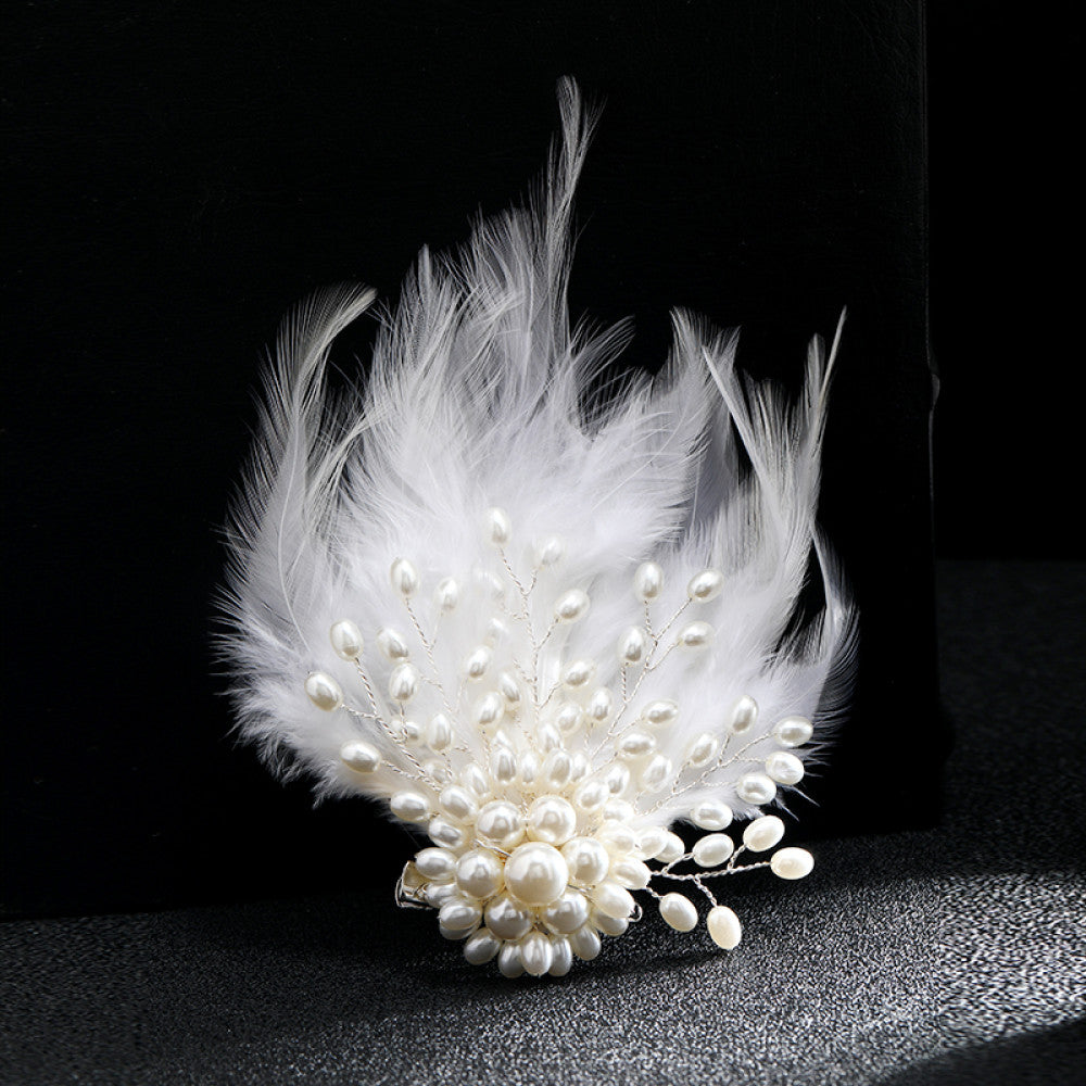 White feathers beautiful chest flowers high end temperament personality edge clip dual use brooch performance clothing suit versatile pin image 3