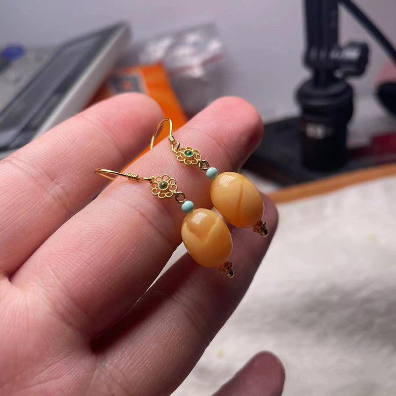 Retro Amber Barrel Bead Earrings with Turquoise Flower Pendant 14K Gold Hook Design Earrings | DIY Jade
