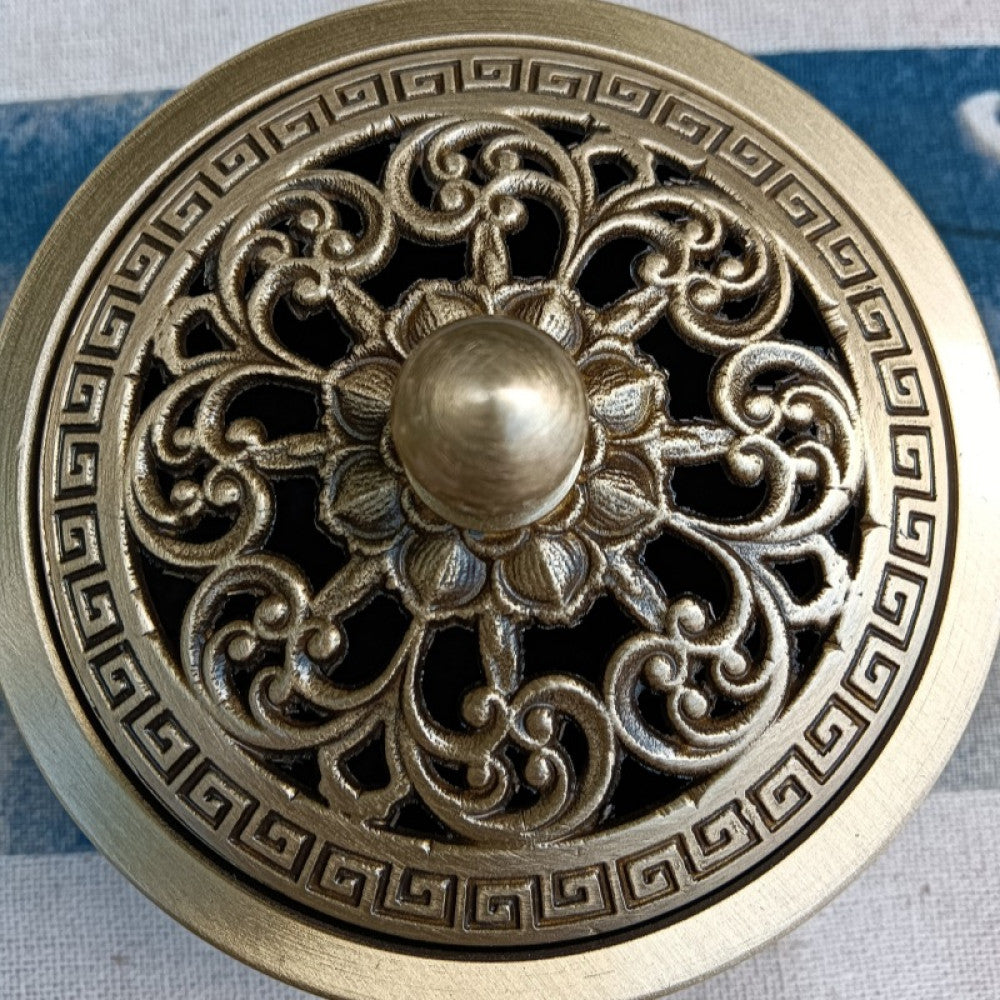 Bronze incense burner lid with intricate vine openwork pattern, ornate style | DIY Jade