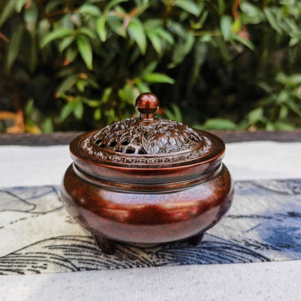 Bronze incense burner lid with pine tree and rock openwork carving, nature theme | DIY Jade