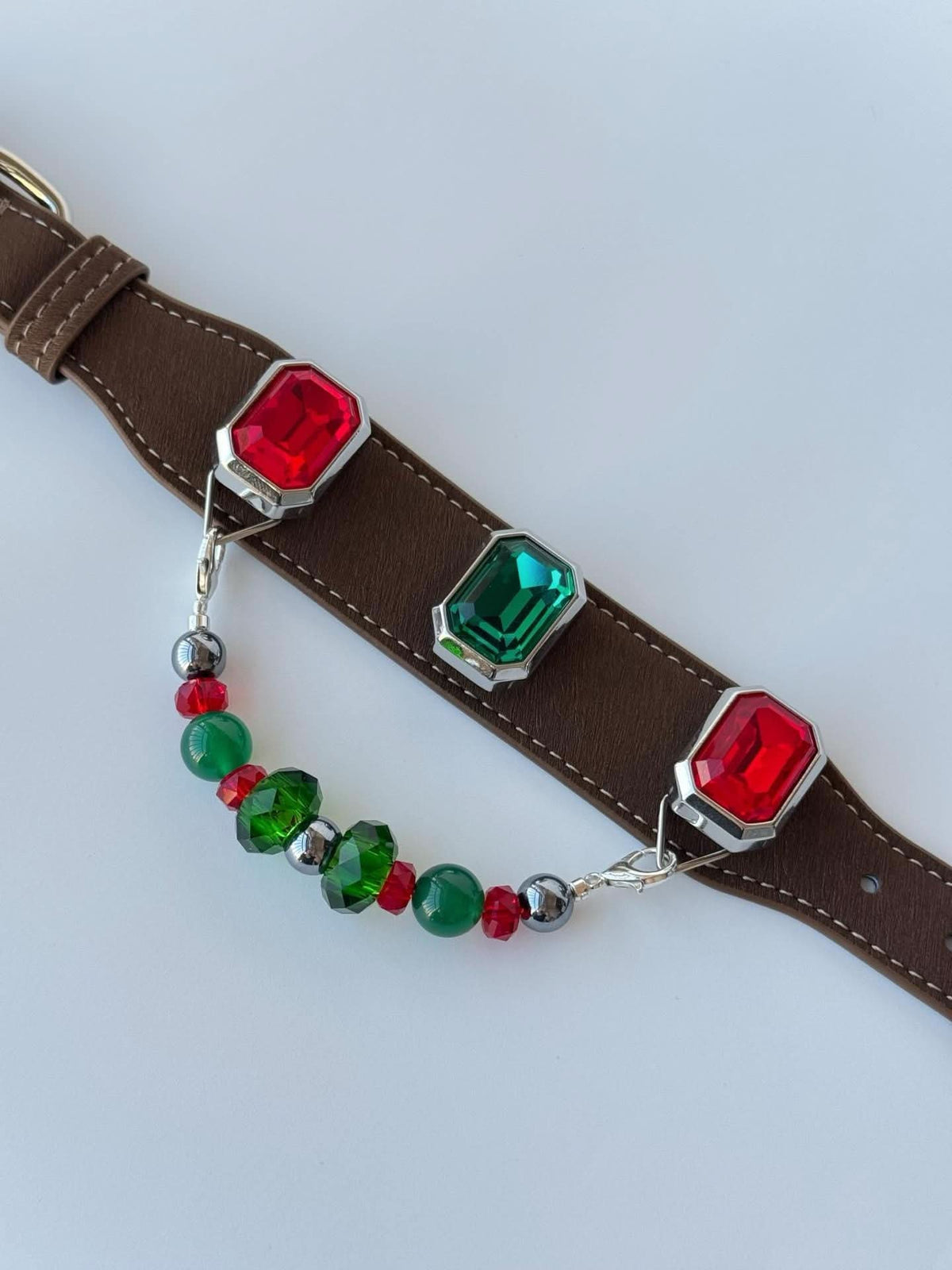 Brown pet collar with removable multi‑gem charms and dangling bead chain detail | DIY Jade
