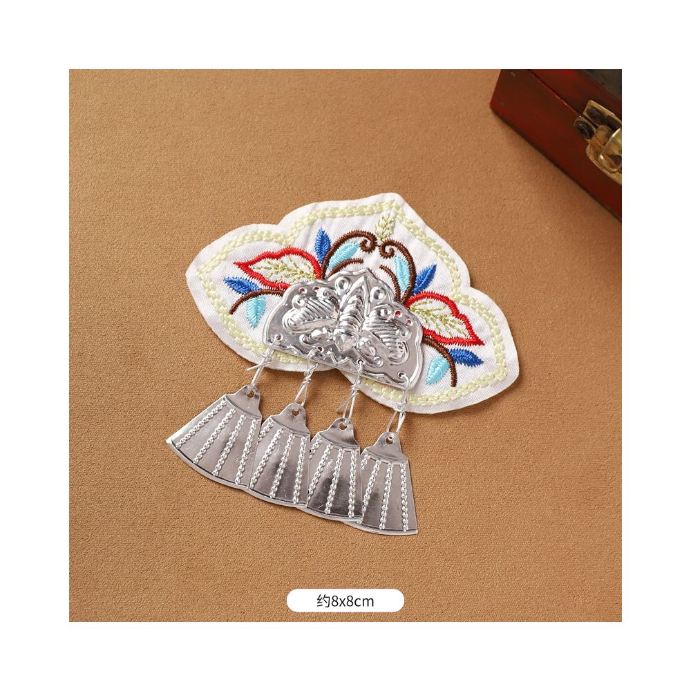 Cloud embroidered tassel ethnic brooch