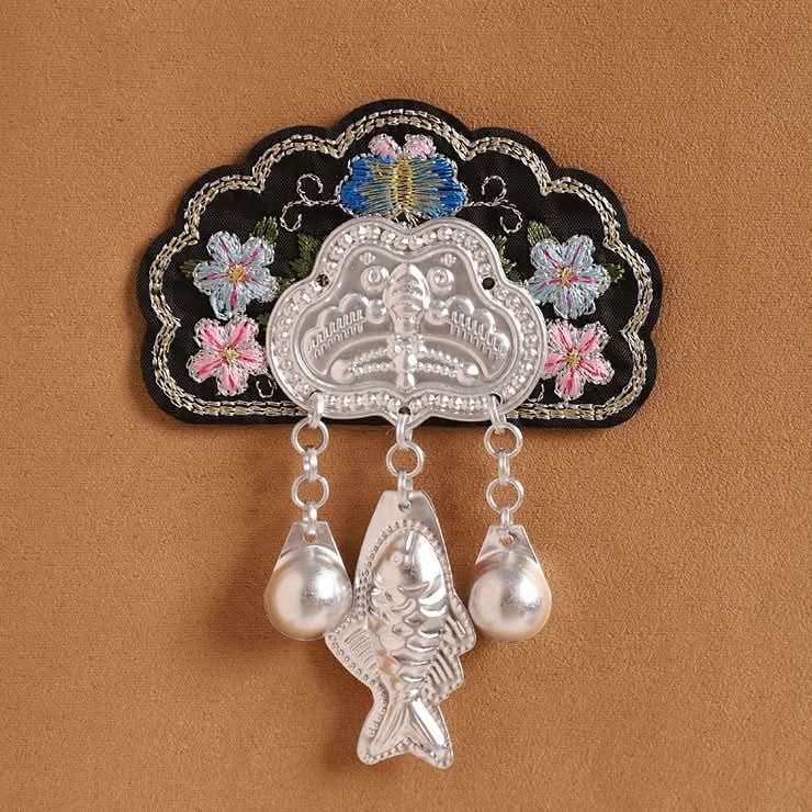 Dark‑tone embroidered applique, flower pattern with silver‑pearl drop hanging ornaments