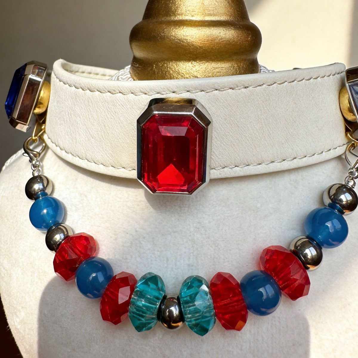 Front display cream leather pet collar set with red gemstone and blue turquoise jade beads | DIY Jade
