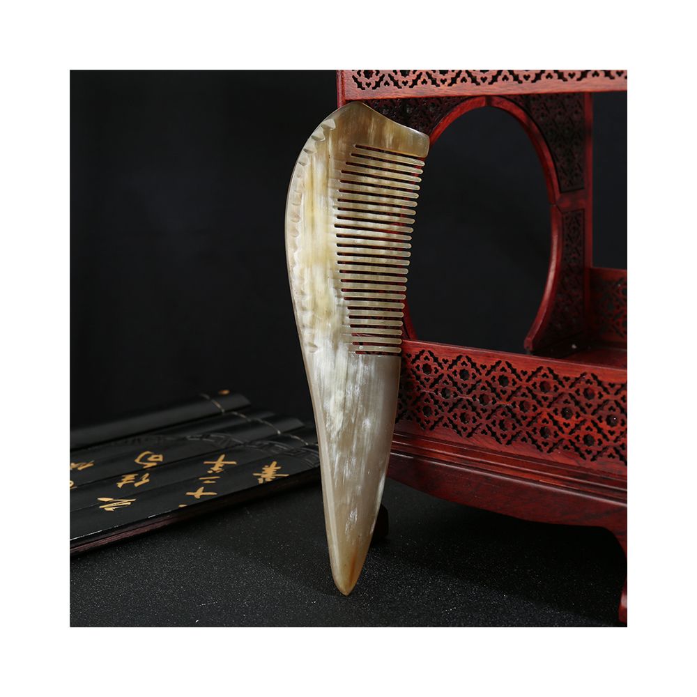 Genuine horn material for hair comb