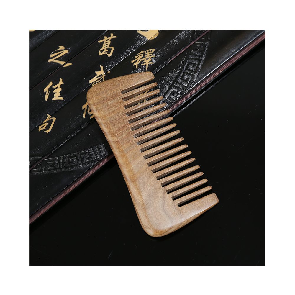 Fine tooth green sandalwood wooden comb