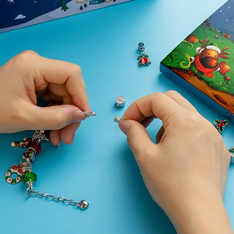 DIY Christmas bracelet gift set, handmade jewelry kit with festive beads and charms in a keepsake box|DIYJade