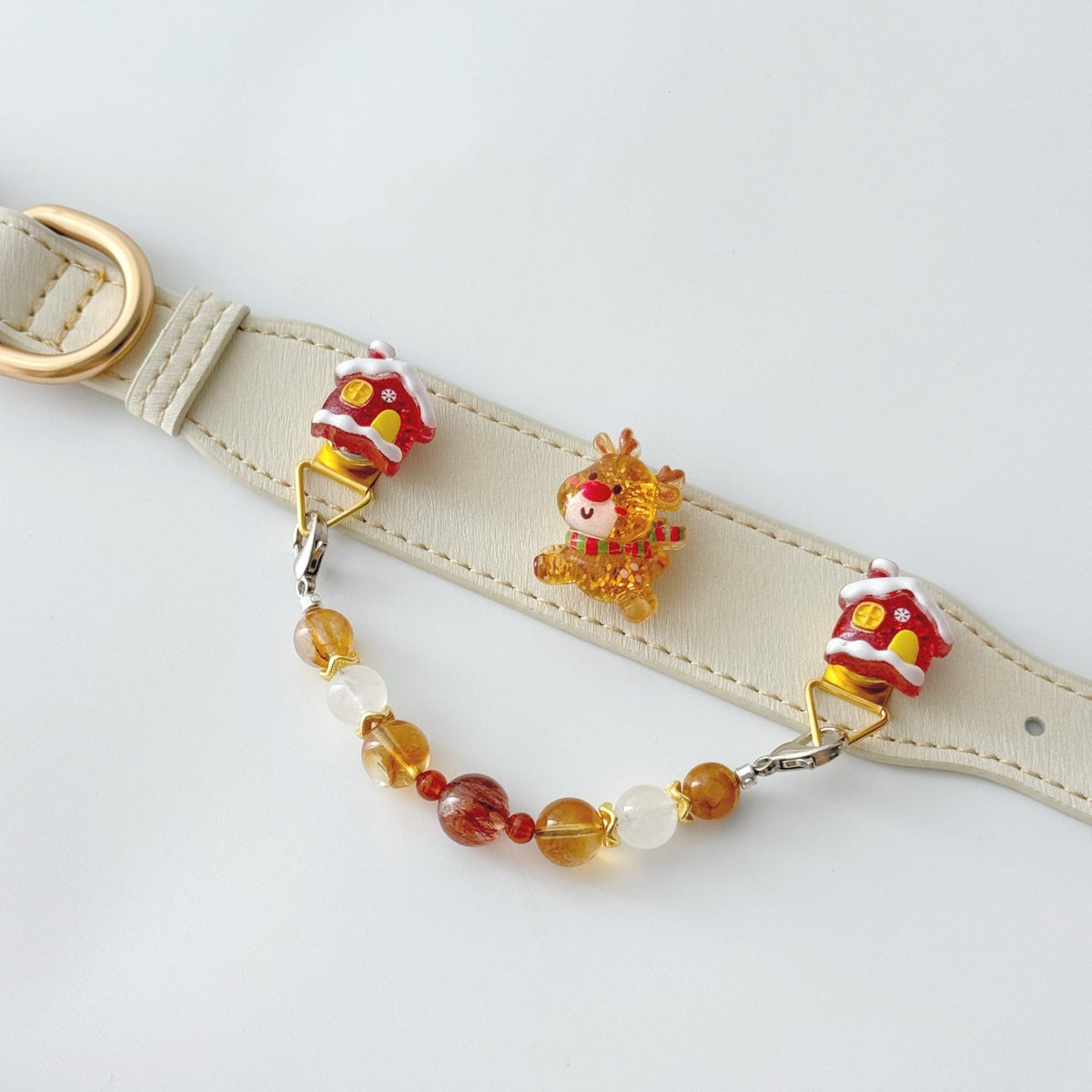Pet collar, Handcrafted Christmas Reindeer Cream Pet Collar with Beaded Pendant, Overhead Shot |DIY Jade