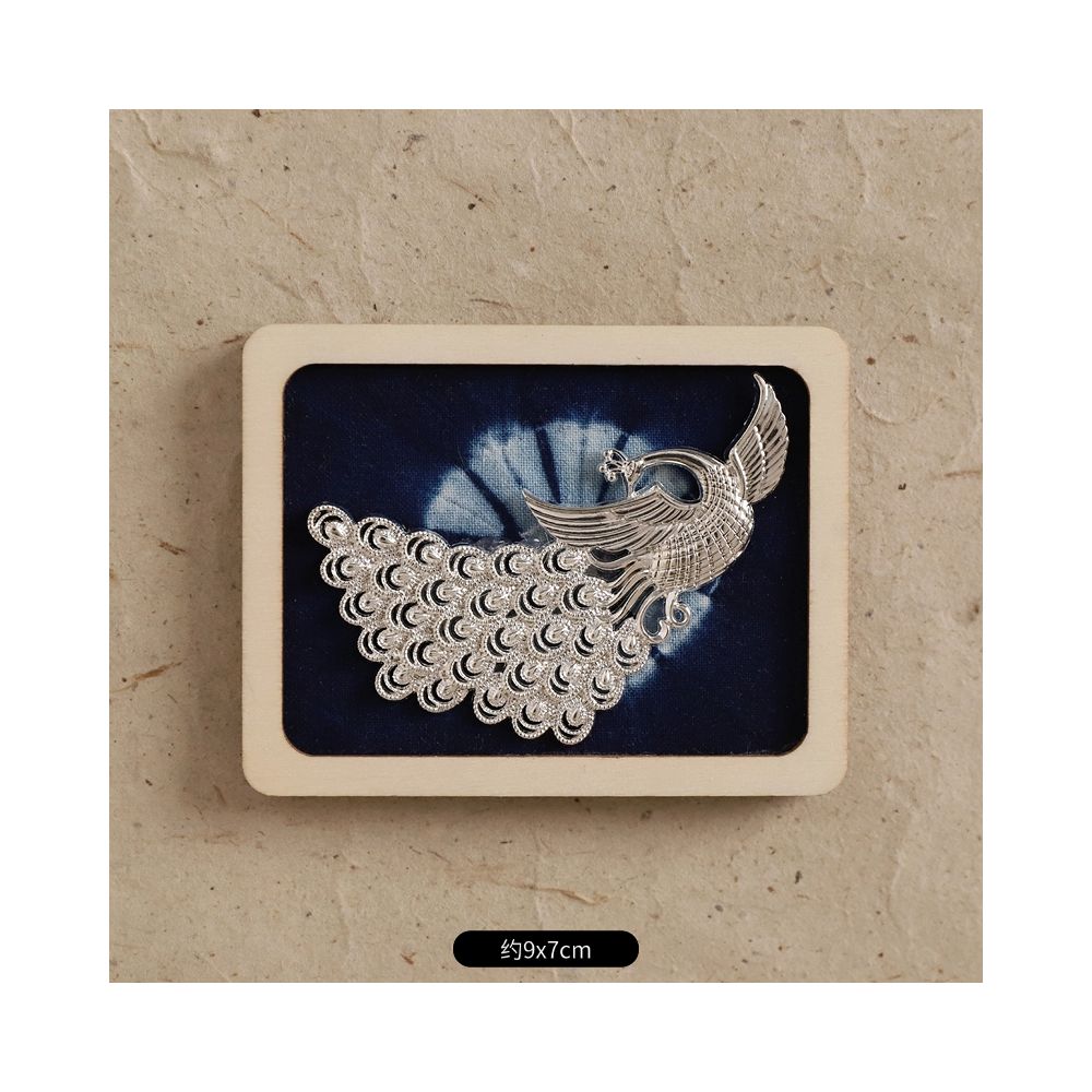 Rectangle shell pattern embroidery brooch