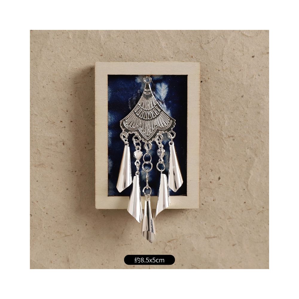 Round silver tassel embroidery brooch set 01