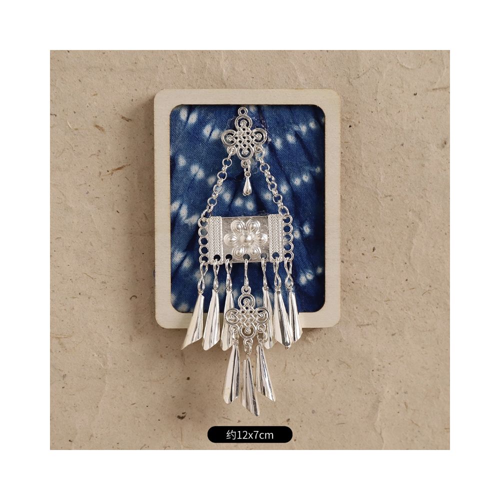 Teardrop blue embroidery silver tassel brooch