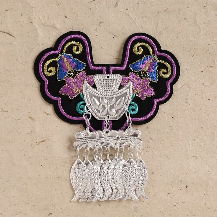 Violet embroidered floral decor